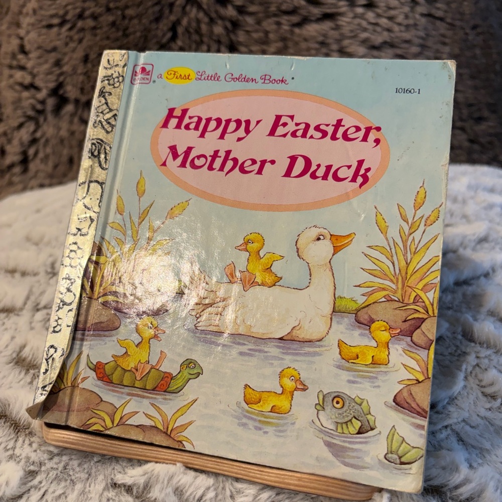 Vintage “Happy Easter,‎ Mother Duck” Golden Book